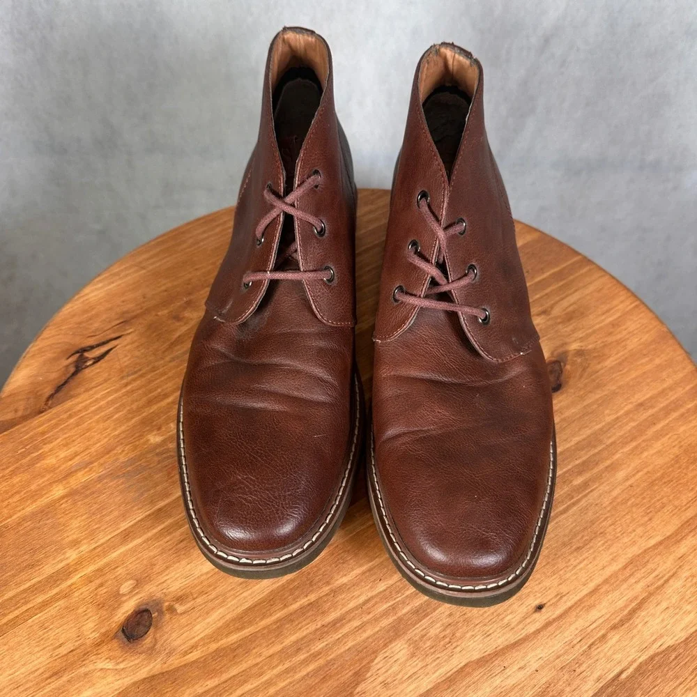 Guess Joey Chukka Boots Mens 9 Brown Good Faux Leather Lace Up Ankle GMJOEYS-R